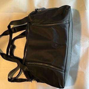 Lululemon gym bag duffel - black